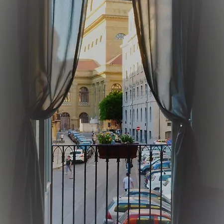 Dietro Al Massimo Bed & Breakfast Palermo Exterior photo